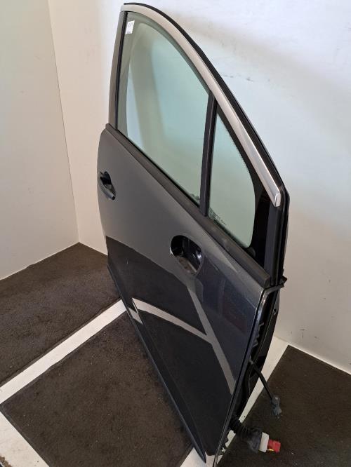 Image Porte avant droit - PEUGEOT 3008 1
