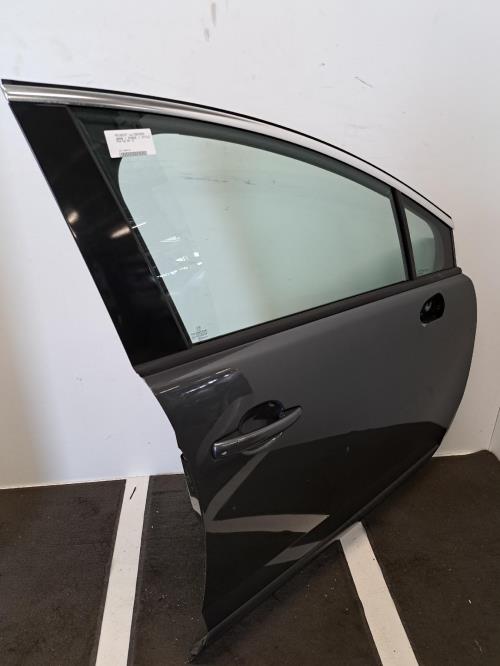 Image Porte avant droit - PEUGEOT 3008 1