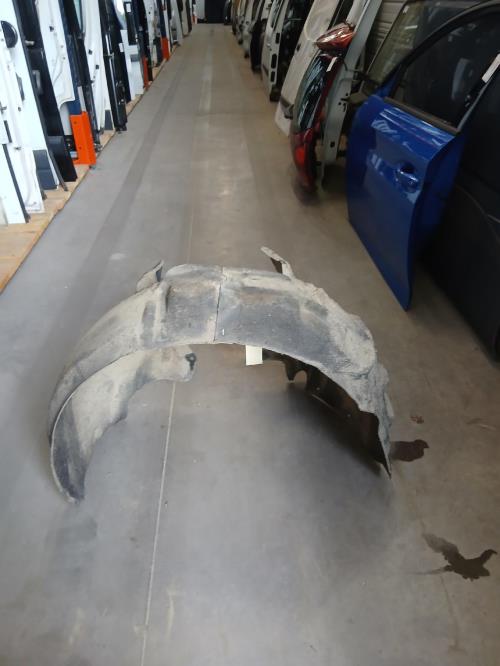 Image Pare boue avant droit - AUDI A4 3