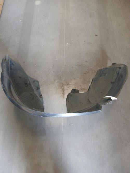 Image Pare boue avant gauche - DACIA DUSTER 1