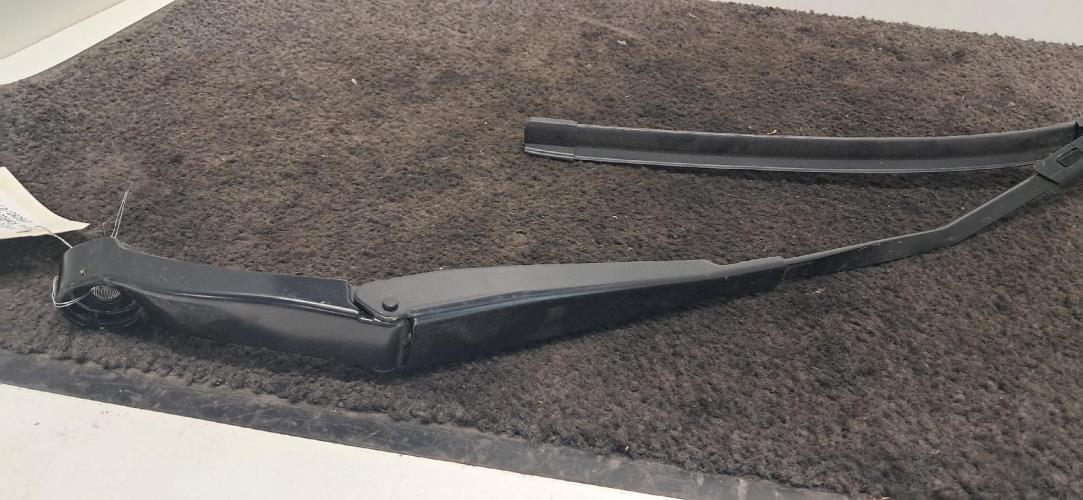 Image Bras essuie glace avant gauche - AUDI A3 4