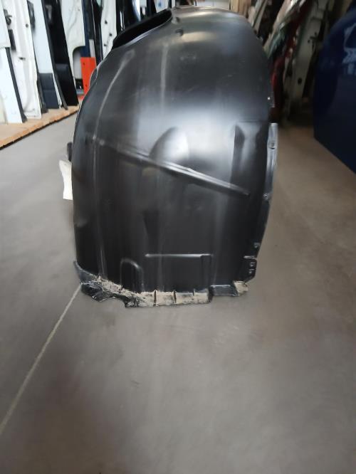 Image Pare boue avant droit - AUDI A3 4