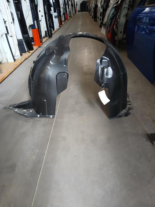 Image Pare boue avant droit - AUDI A3 4