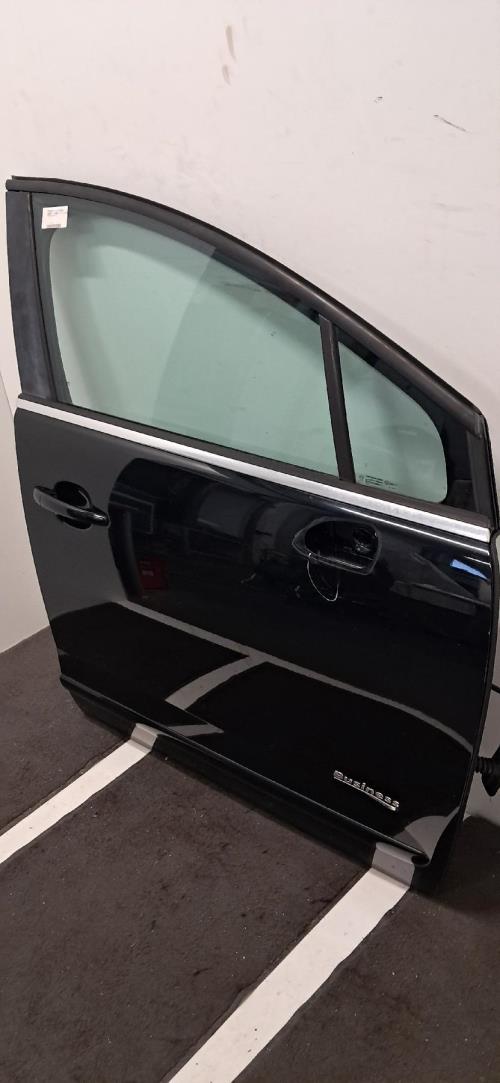 Image Porte avant droit - PEUGEOT 5008 1
