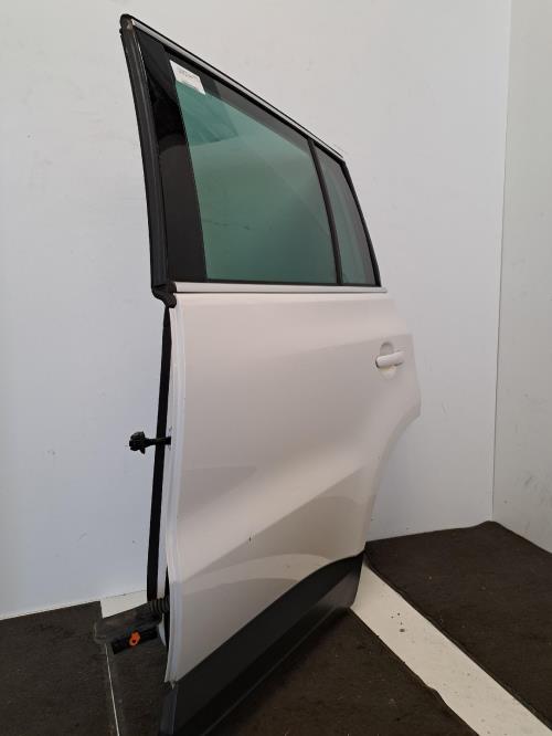 Image Porte arriere gauche - VOLKSWAGEN TIGUAN 1