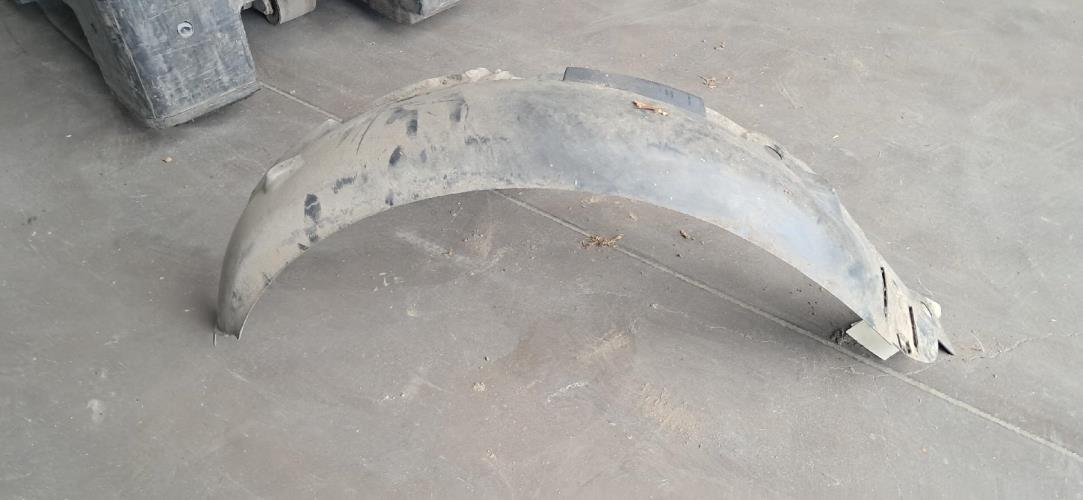 Image Pare boue avant gauche - RENAULT CLIO 2