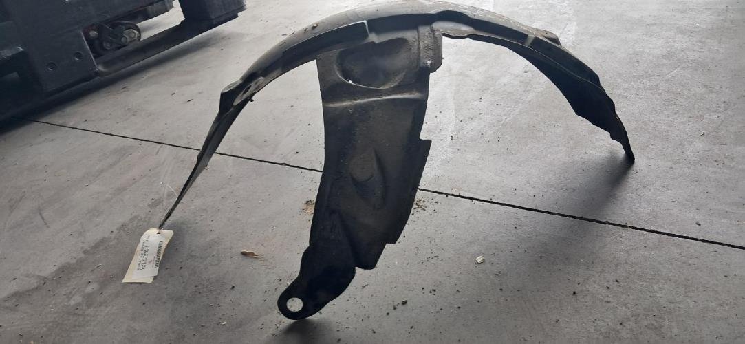 Image Pare boue avant gauche - RENAULT CLIO 2