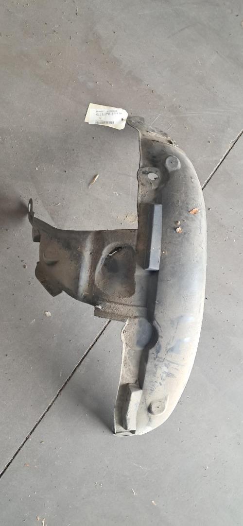Image Pare boue avant gauche - RENAULT CLIO 2