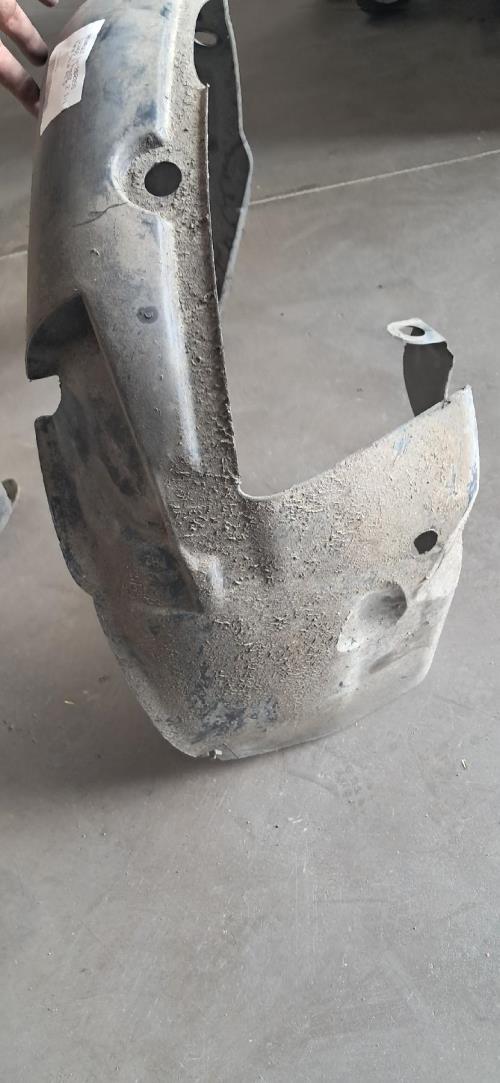 Image Pare boue avant droit - RENAULT TWINGO 1