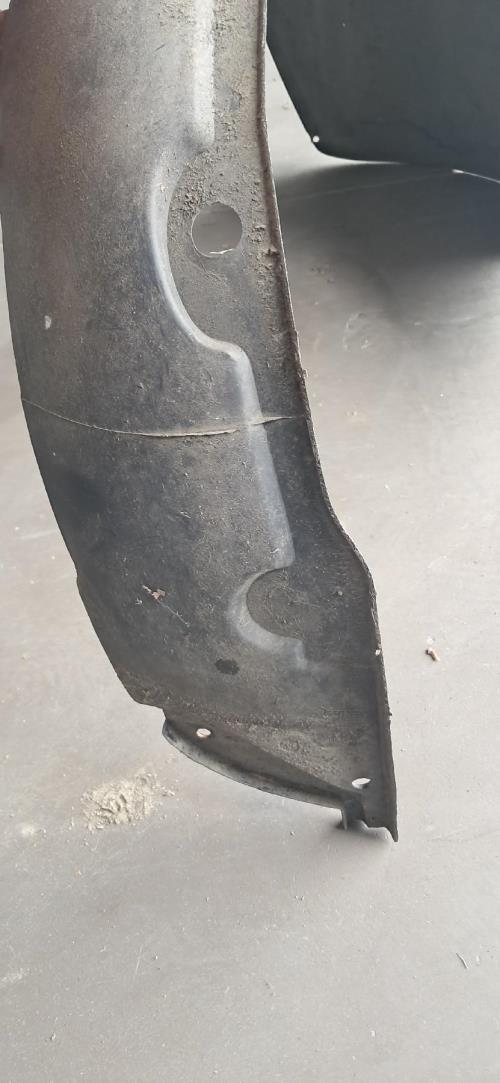 Image Pare boue avant gauche - RENAULT TWINGO 1