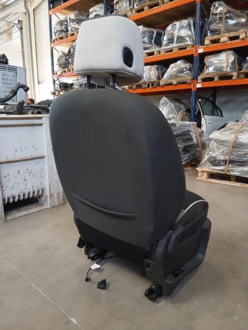Image Siege avant droit - RENAULT KANGOO 2