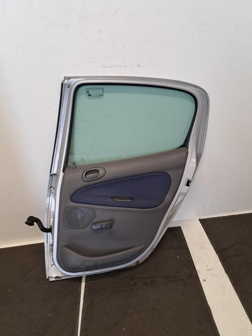 Image Porte arriere droit - PEUGEOT 206