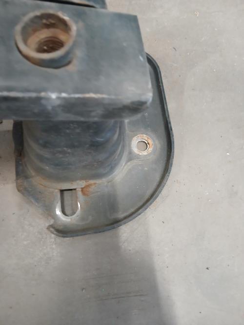 Image Renfort pare choc avant (traverse) - NISSAN MICRA 3