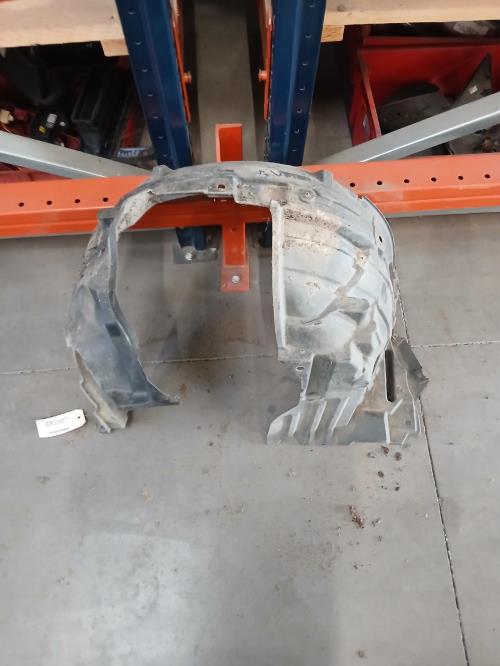 Image Pare boue avant gauche - NISSAN MICRA 3