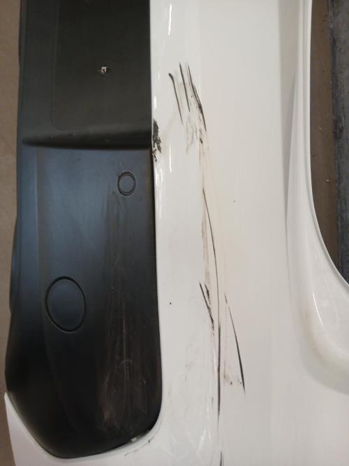 Image Pare choc arriere - PEUGEOT 208 2