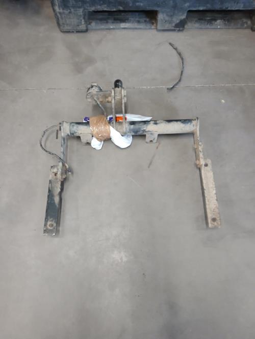 Image Attelage (boule de remorquage) - PEUGEOT 106