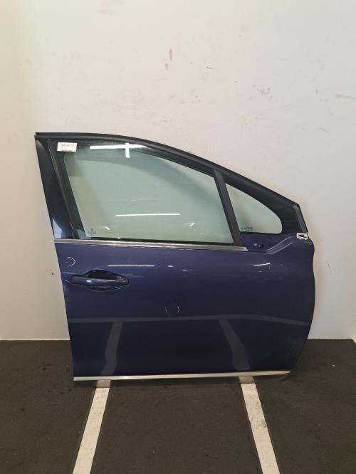 Image Porte avant droit - PEUGEOT 2008 1