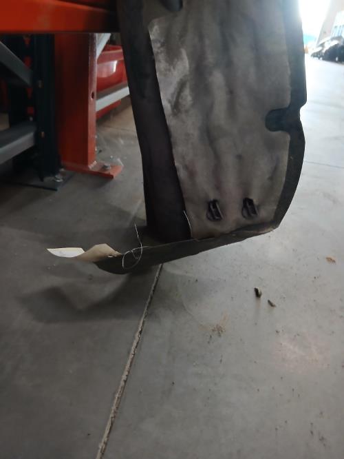 Image Pare boue arriere droit - PEUGEOT 2008 1