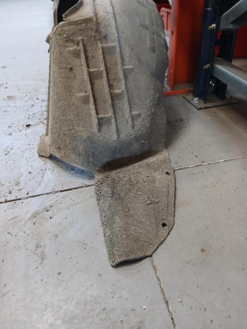 Image Pare boue arriere droit - FORD FIESTA 6