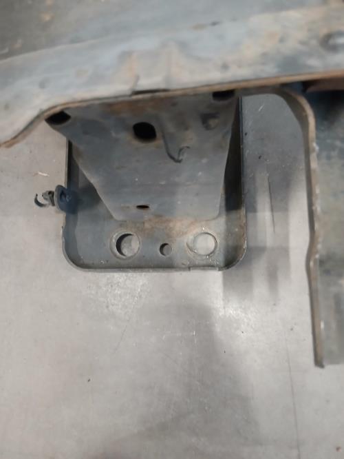 Image Renfort pare choc avant (traverse) - FORD FIESTA 6