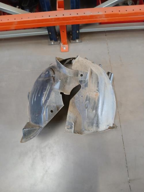 Image Pare boue avant gauche - RENAULT ZOE 1