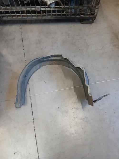 Image Pare boue avant gauche - SUZUKI ALTO 3