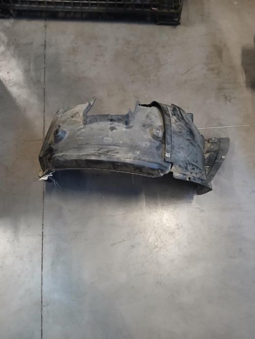 Image Pare boue avant droit - BMW SERIE 1 E87