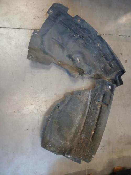Image Pare boue avant gauche - RENAULT MEGANE 4
