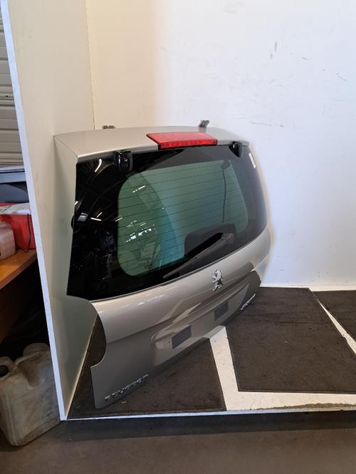 Image Malle/Hayon arriere - PEUGEOT 207