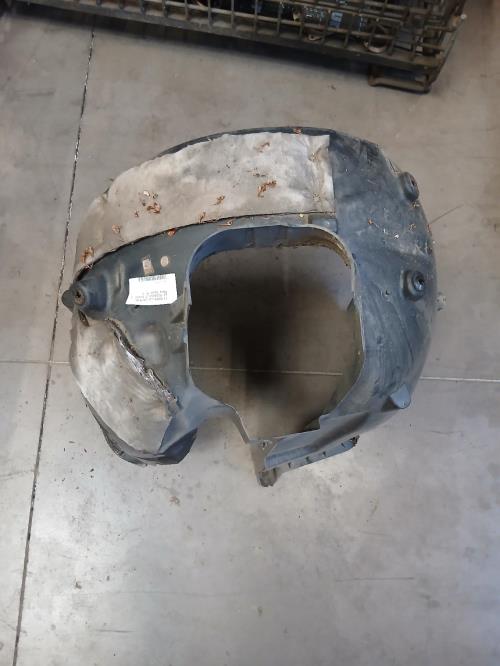 Image Pare boue avant gauche - CITROEN C4 PICASSO 2