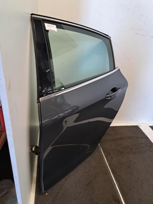 Image Porte arriere gauche - PEUGEOT 208 1