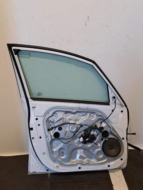 Image Porte avant gauche - KIA VENGA