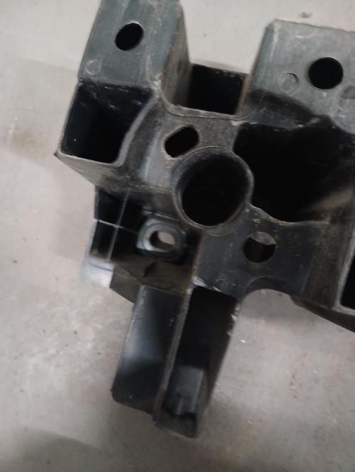 Image Renfort pare choc arriere (traverse) - RENAULT CLIO 3