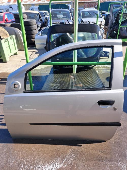 Image Porte avant gauche - FIAT PUNTO 2