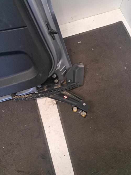 Image Porte laterale gauche - PEUGEOT PARTNER 3