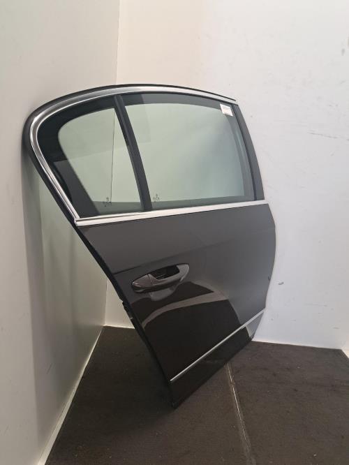 Image Porte arriere droit - VOLKSWAGEN PASSAT 5