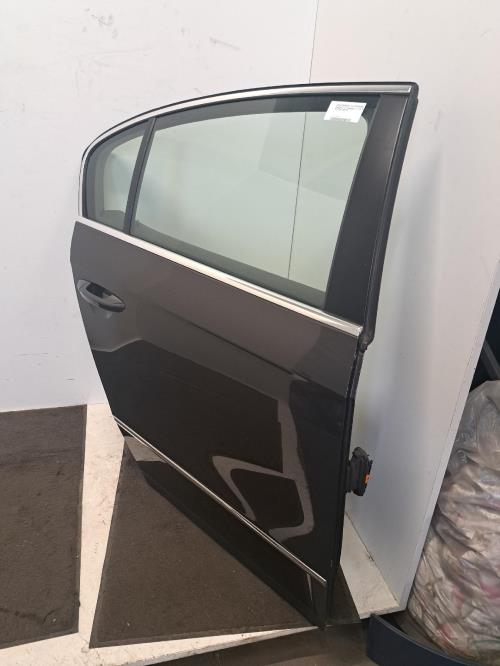 Image Porte arriere droit - VOLKSWAGEN PASSAT 5