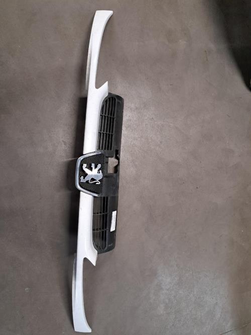 Image Calandre - PEUGEOT 206