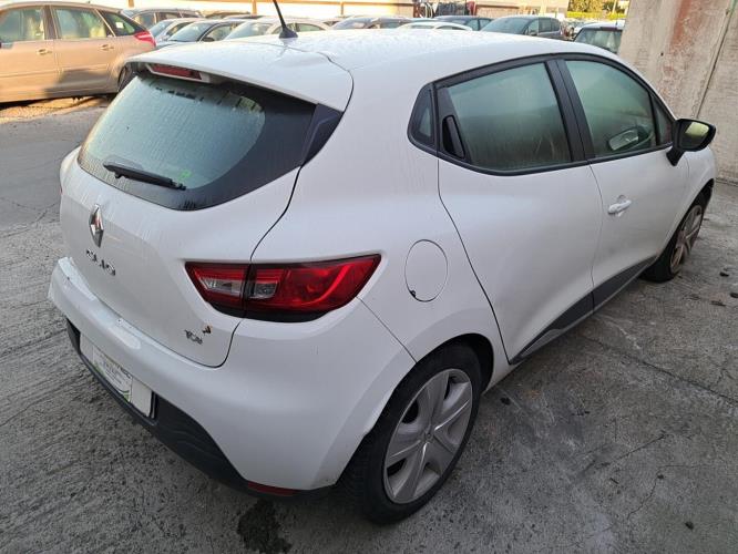 Image Feu arriere secondaire gauche (feux) - RENAULT CLIO 4
