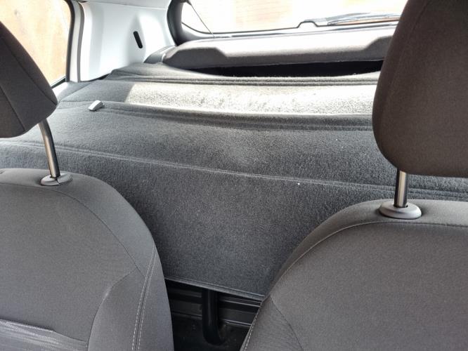 Image Ecran GPS - PEUGEOT 208 1