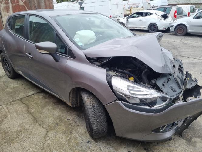 Image Feu arriere principal gauche (feux) - RENAULT CLIO 4