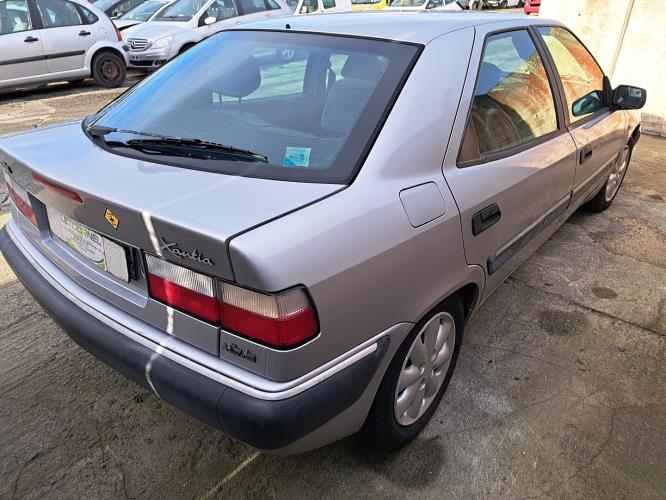 Image Feu arriere principal droit (feux) - CITROEN XANTIA