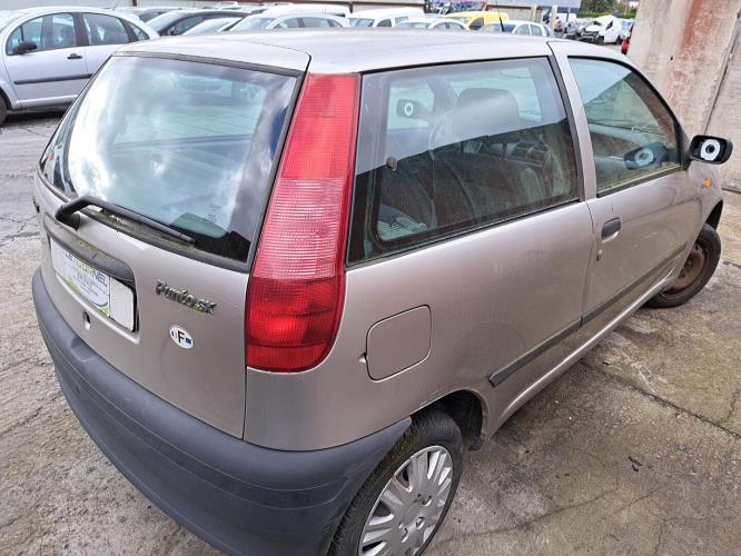 Image Optique avant principal droit (feux)(phare) - FIAT PUNTO 1