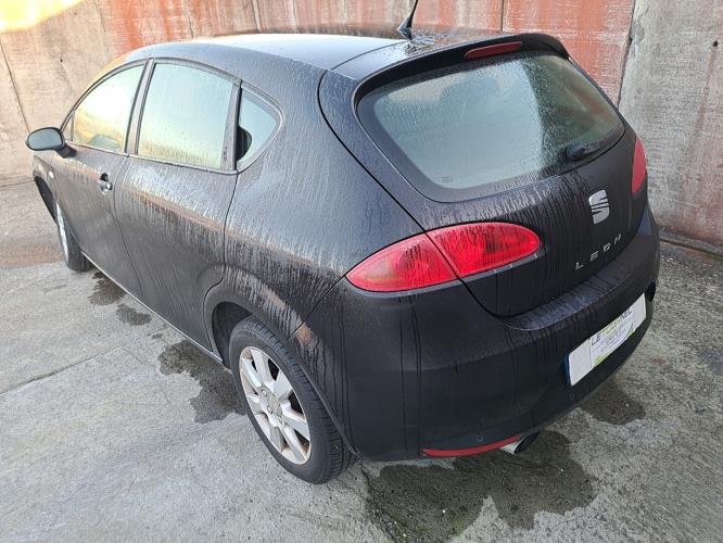 Image Pare choc arriere - SEAT LEON 2