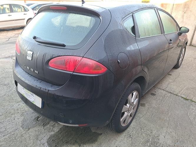 Image Pare choc arriere - SEAT LEON 2