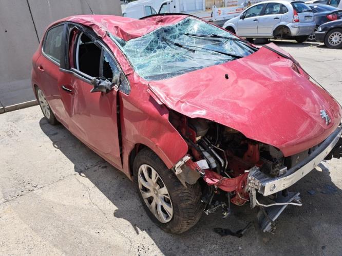 Image Ecran GPS - PEUGEOT 208 1