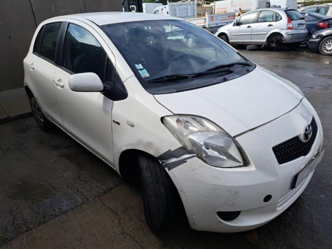 Image Moteur essuie glace avant - TOYOTA YARIS 2