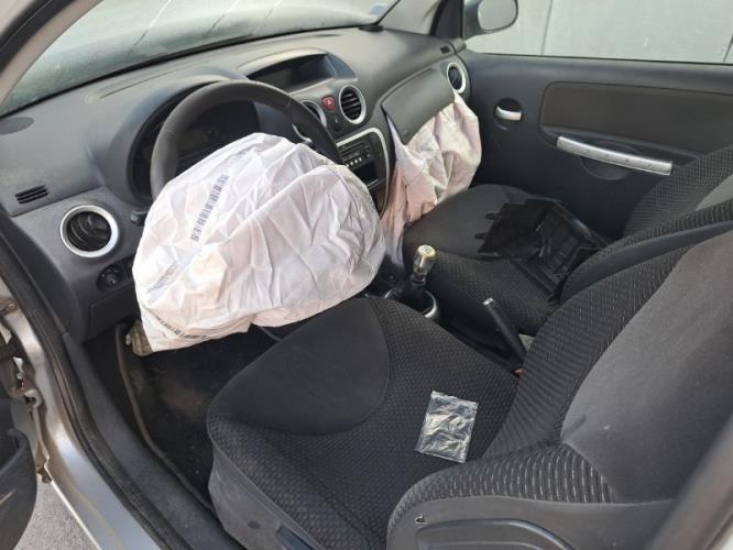 Image Feu arriere principal droit (feux) - CITROEN C2