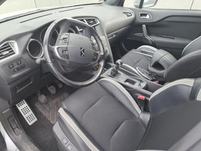 Image Feu arriere stop central - CITROEN DS4