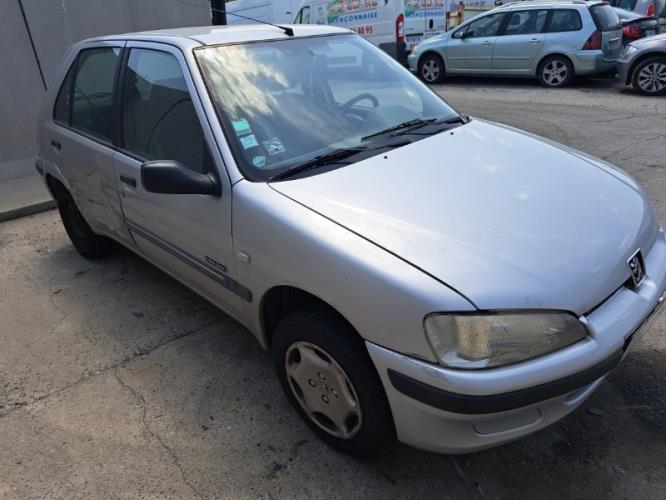 Image Moteur - PEUGEOT 106